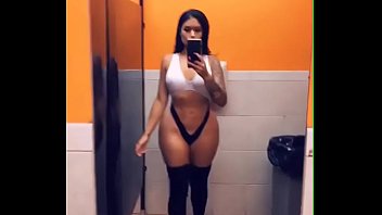 Big Ass Nudist Stripper MILF Stephanie P. 02